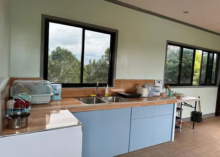 Inn Althea Apartelle *