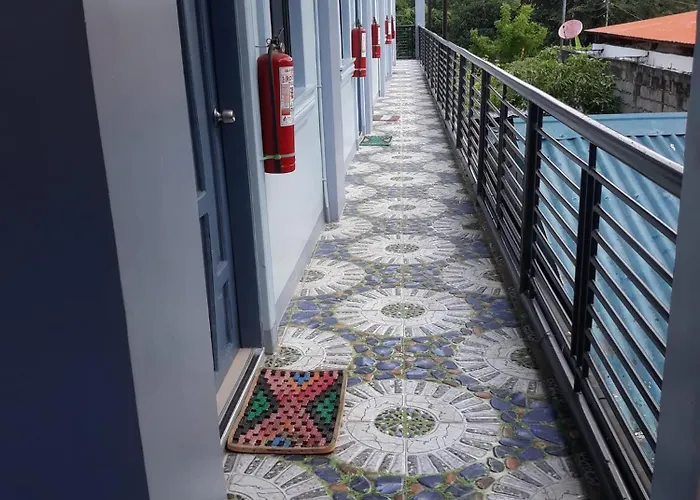 Althea Apartelle Inn Moalboal